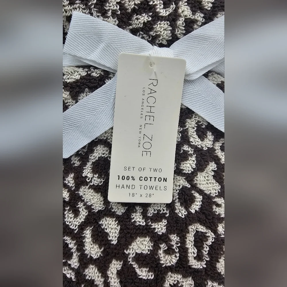 Rachel Zoe 2 Piece Cheetah Leopard Print Hand Towel Set Brown White 100% Cotton